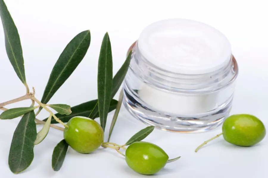 Cosmetici naturali: i pregi dell'olio di oliva