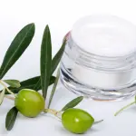 Cosmetici naturali: i pregi dell'olio di oliva