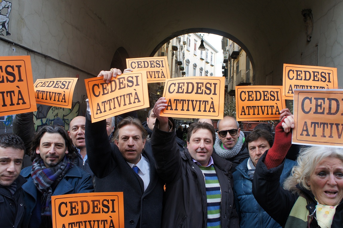 Sempre più attività vendute ai cinesi