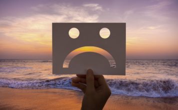 Eterni infelici: come smettere di essere insoddisfatti e sorridere alla vita infelice